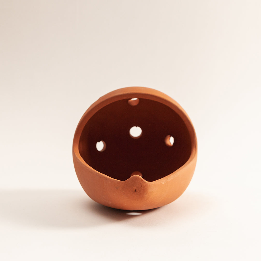 Clay Cocoon Pot